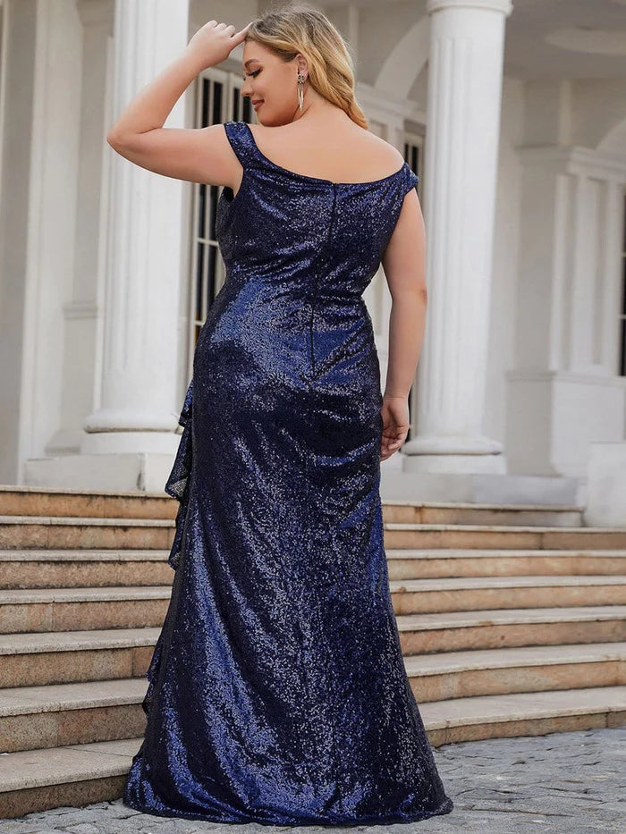 Plus Size Curvy Abendkleid mit Pailletten, ärmellos, hohem Schlitz und Rüschen 