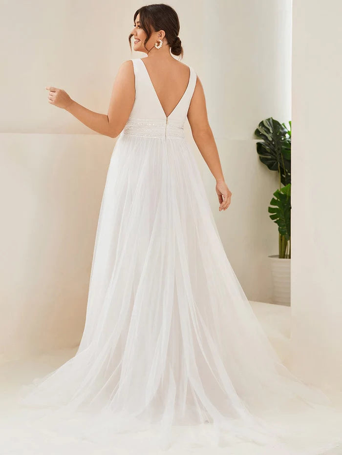 Ärmelloses A-Linien-Brautkleid mit Empire-Taille und Spitze in Übergröße 