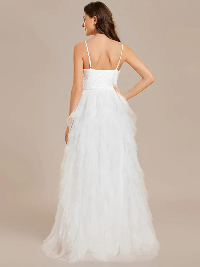Robe de mariée scintillante en tulle à bretelles spaghetti et col en V 