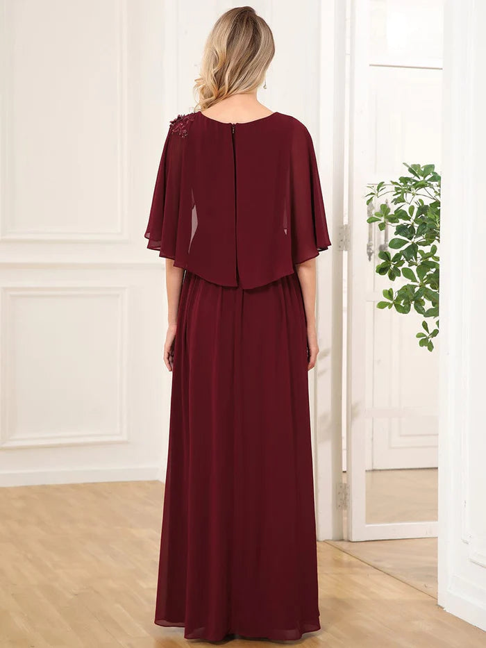 Robe de mère de la mariée en mousseline de soie à col ras du cou et coupe trapèze 