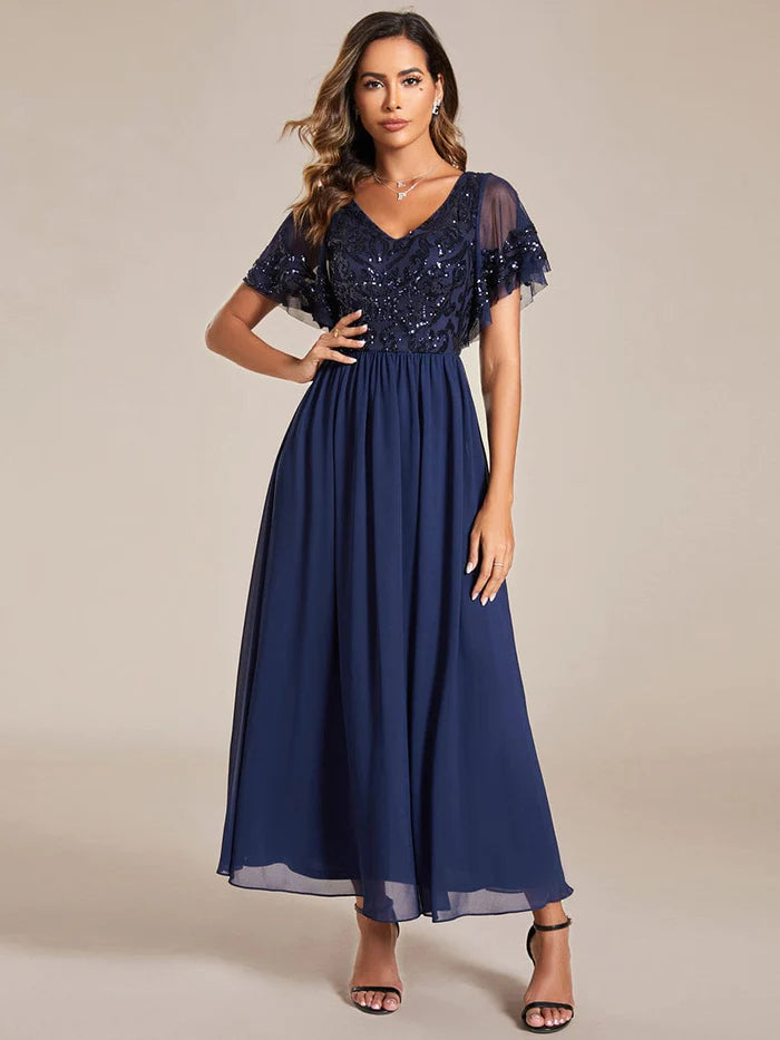 Kurzärmliges A-Linien-Kleid aus Chiffon mit Pailletten und V-Ausschnitt für die Brautmutter 