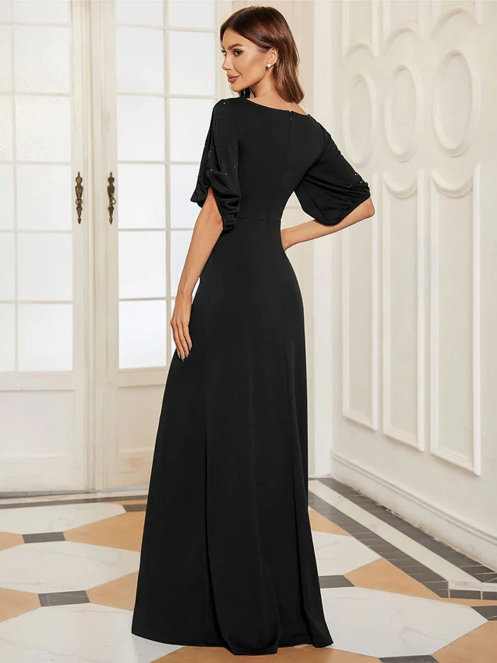 Trendiges, figurbetontes Hochzeitsgastkleid mit Rundhalsausschnitt und Ärmeln 