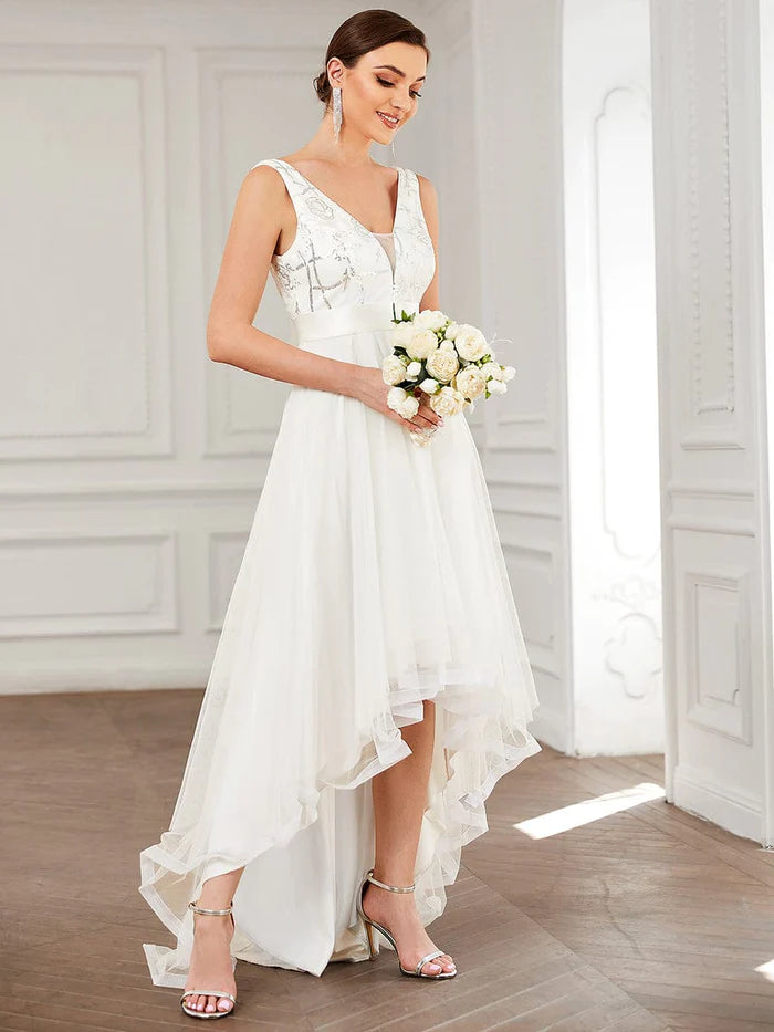 Robe de mariée en tulle à paillettes et appliques 