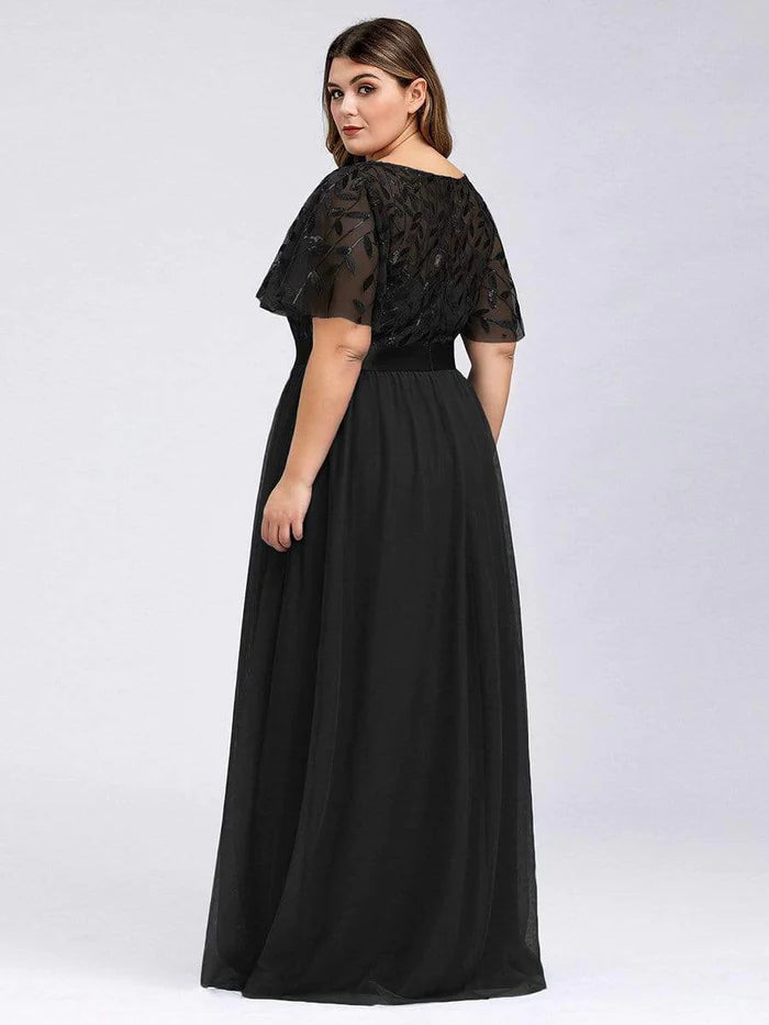 Plus Size Damen Stickerei Abendkleider mit kurzen Ärmeln 