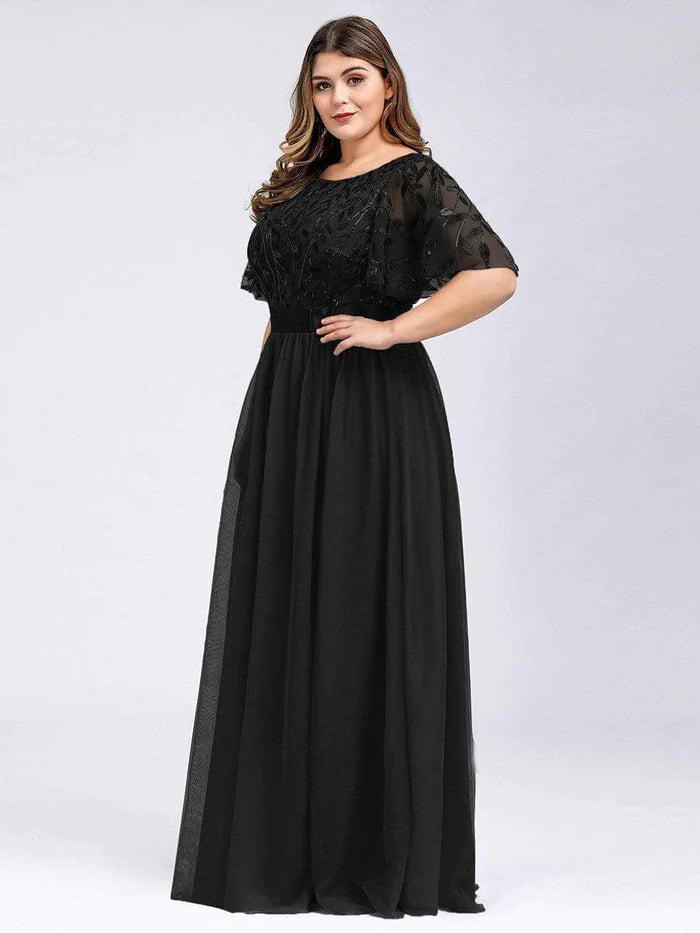 Plus Size Damen Stickerei Abendkleider mit kurzen Ärmeln 