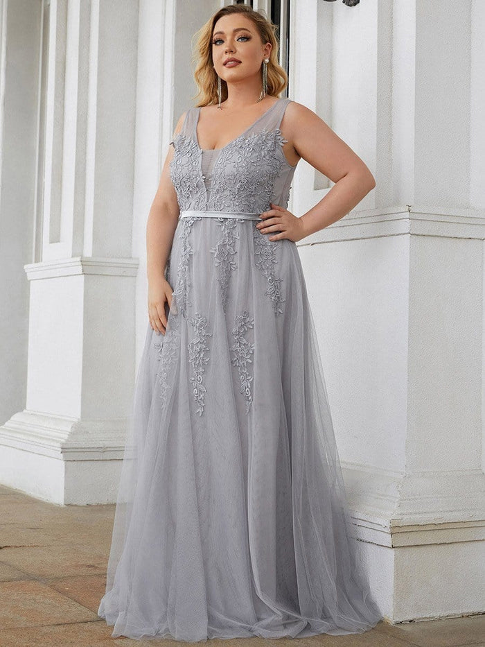 Maxi-Abendkleid in Übergröße aus ätherischem Tüll 
