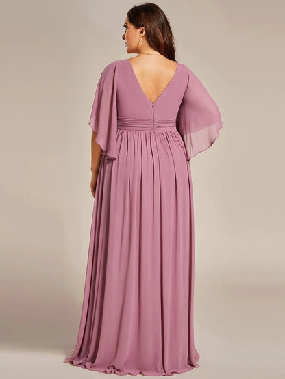Plus Size A-Linien-Brautjungfernkleid aus Chiffon mit halben Ärmeln und V-Ausschnitt 