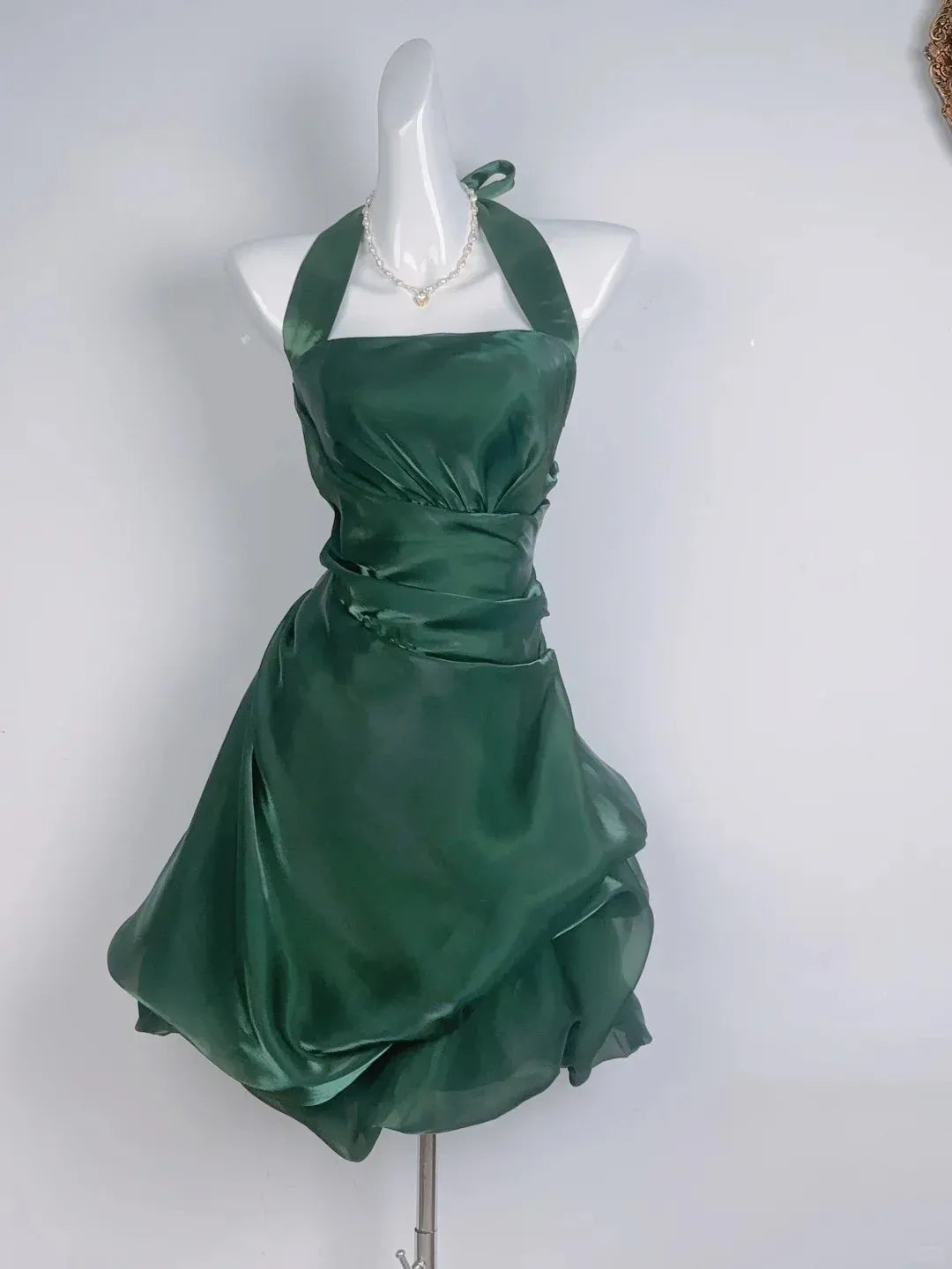 Elegant A-Line Halter-Neck Lace-Up-Back Draped-Satin Mini Prom Dress
