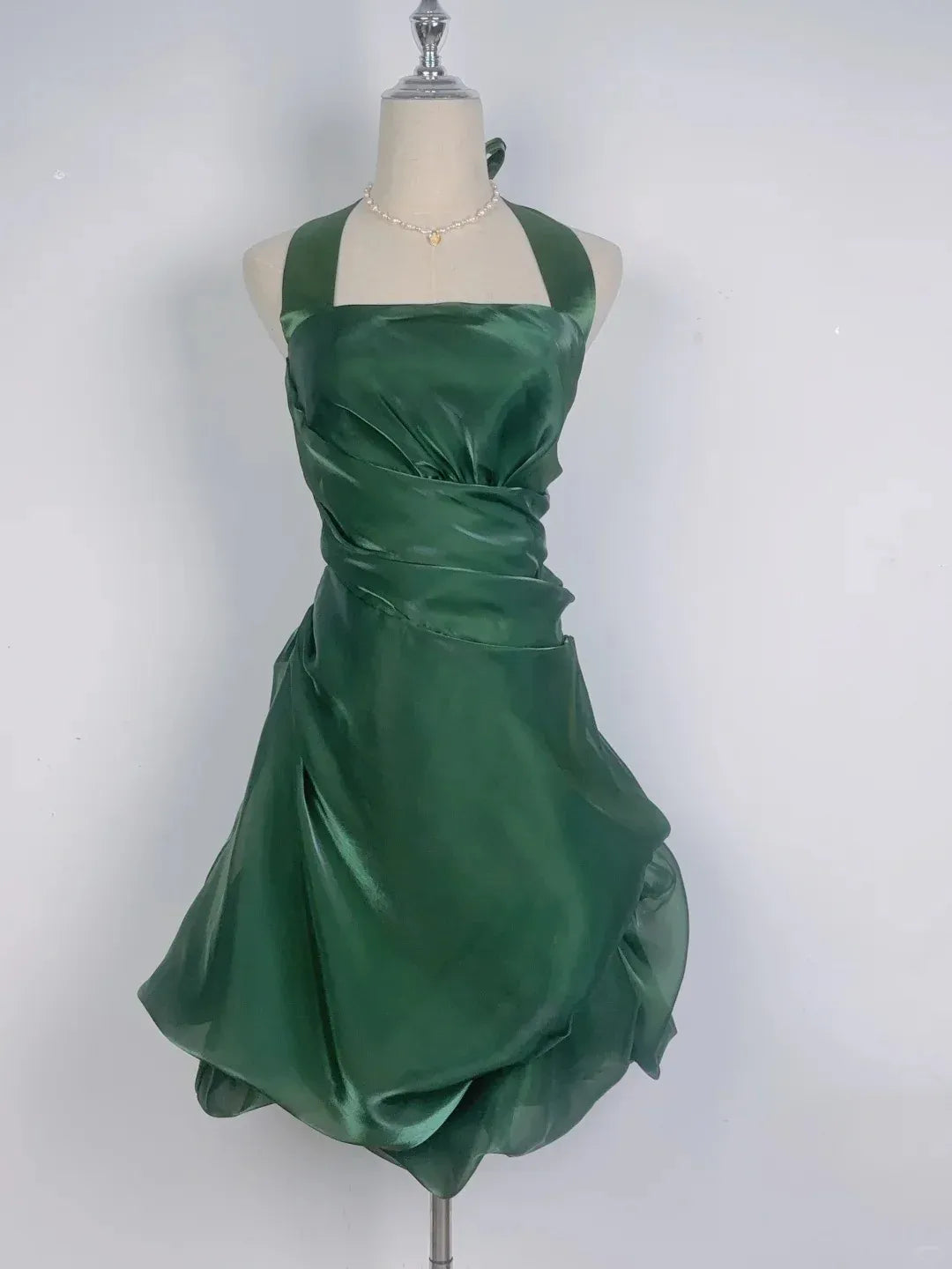 Elegant A-Line Halter-Neck Lace-Up-Back Draped-Satin Mini Prom Dress