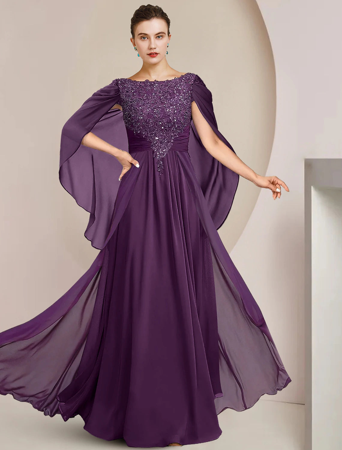Elegant A-Line Mother of the Bride dress with scoop neck and chiffon lace.