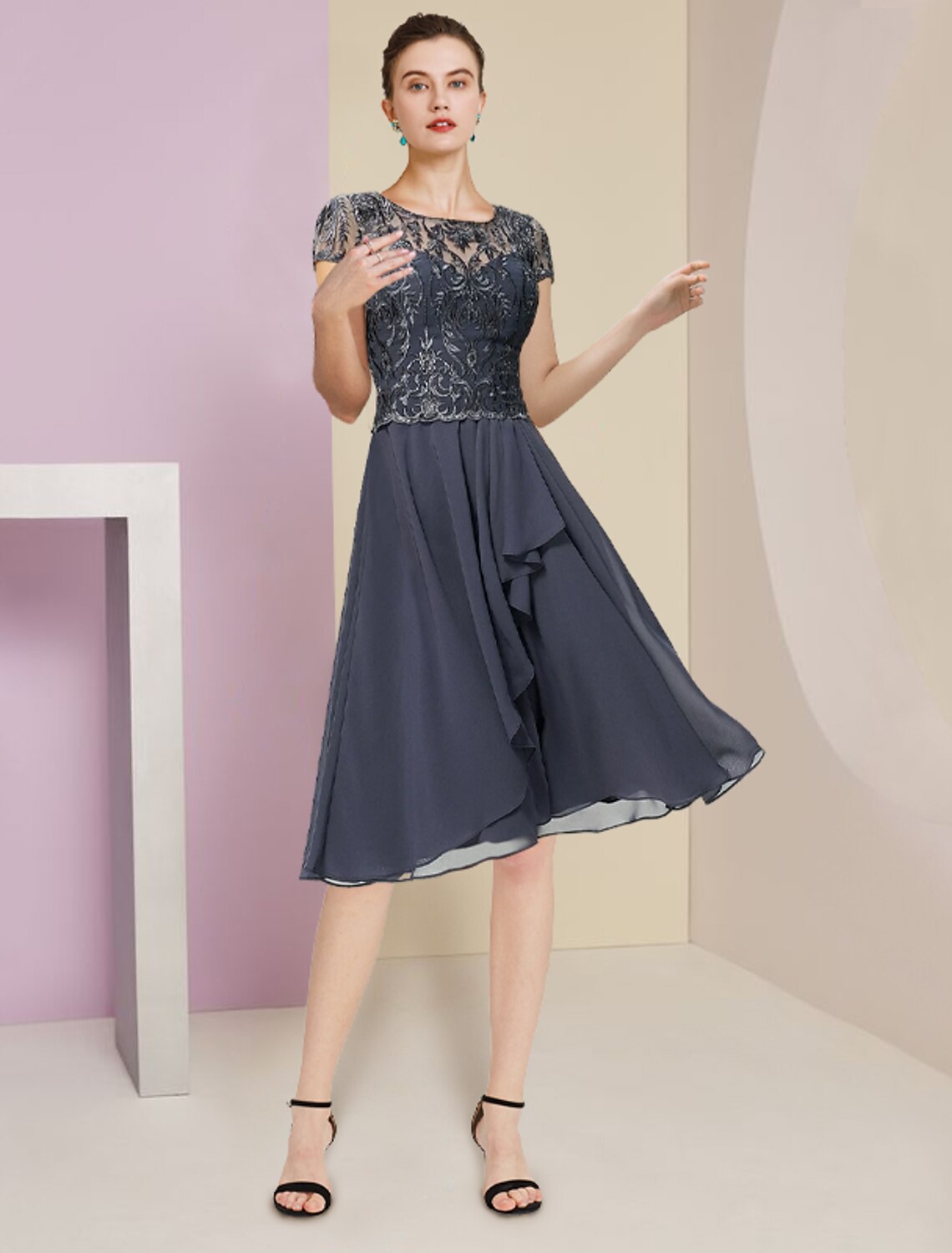 Elegant A-Line Scoop Neck Short Sleeve Two-Piece Lace Mother of the Bride Dress.
