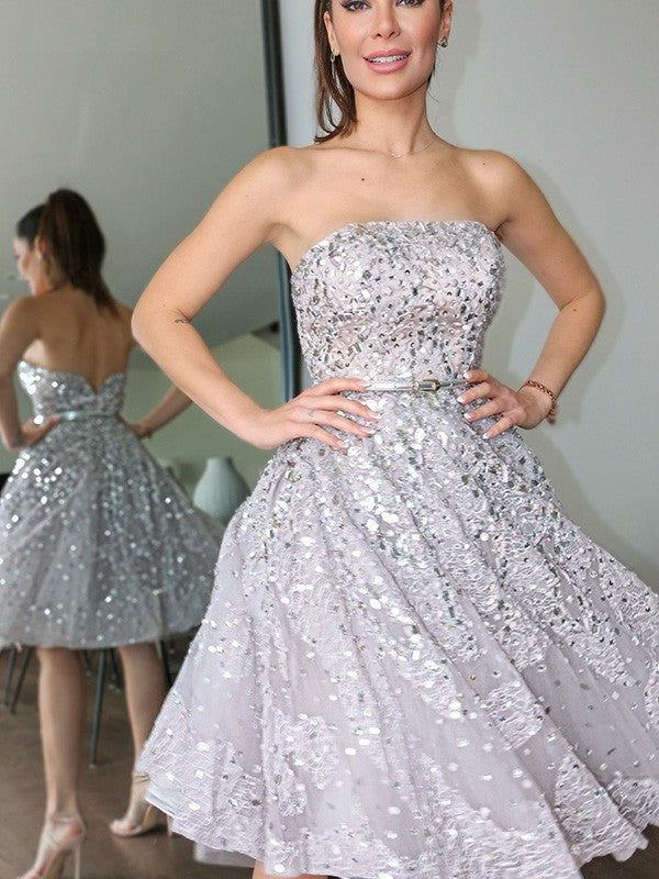 Elegant A-Line Strapless Sequin Tulle Knee-Length Homecoming Party Dress.