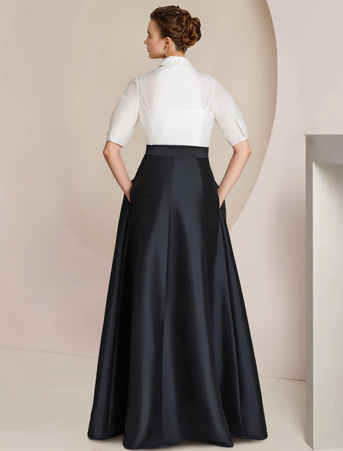 Elegant A-Line Taffeta Short Sleeve Floor Length Mother of the Bride Dress.