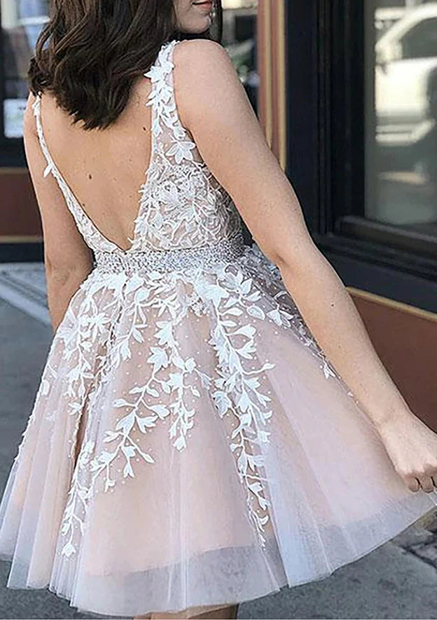 Elegant A-Line V-Neck Open Back Lace Tulle Short Homecoming Dress.