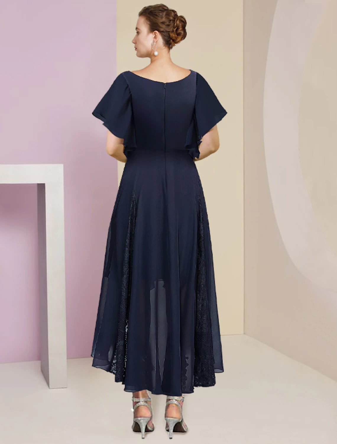 Elegant A-Line V-Neck Short Sleeve Chiffon Lace Pleated Gown.