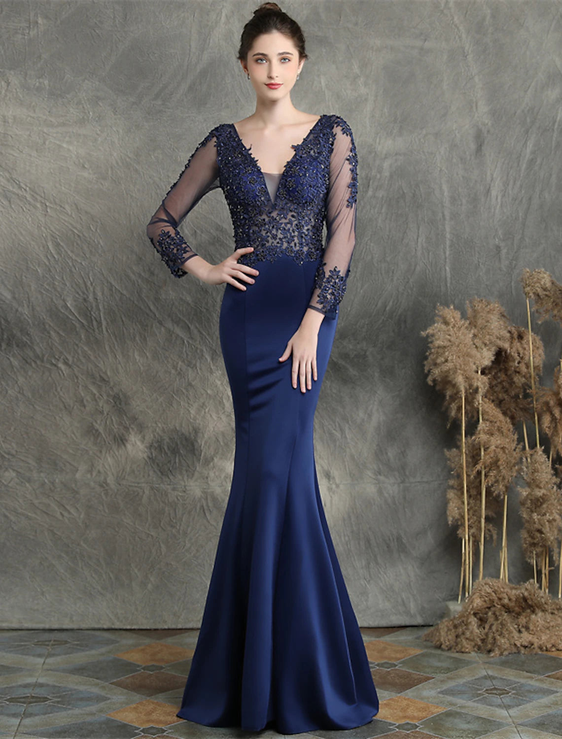 Elegant Beaded Mermaid Long Sleeve V-Neck Formal Prom Dress.