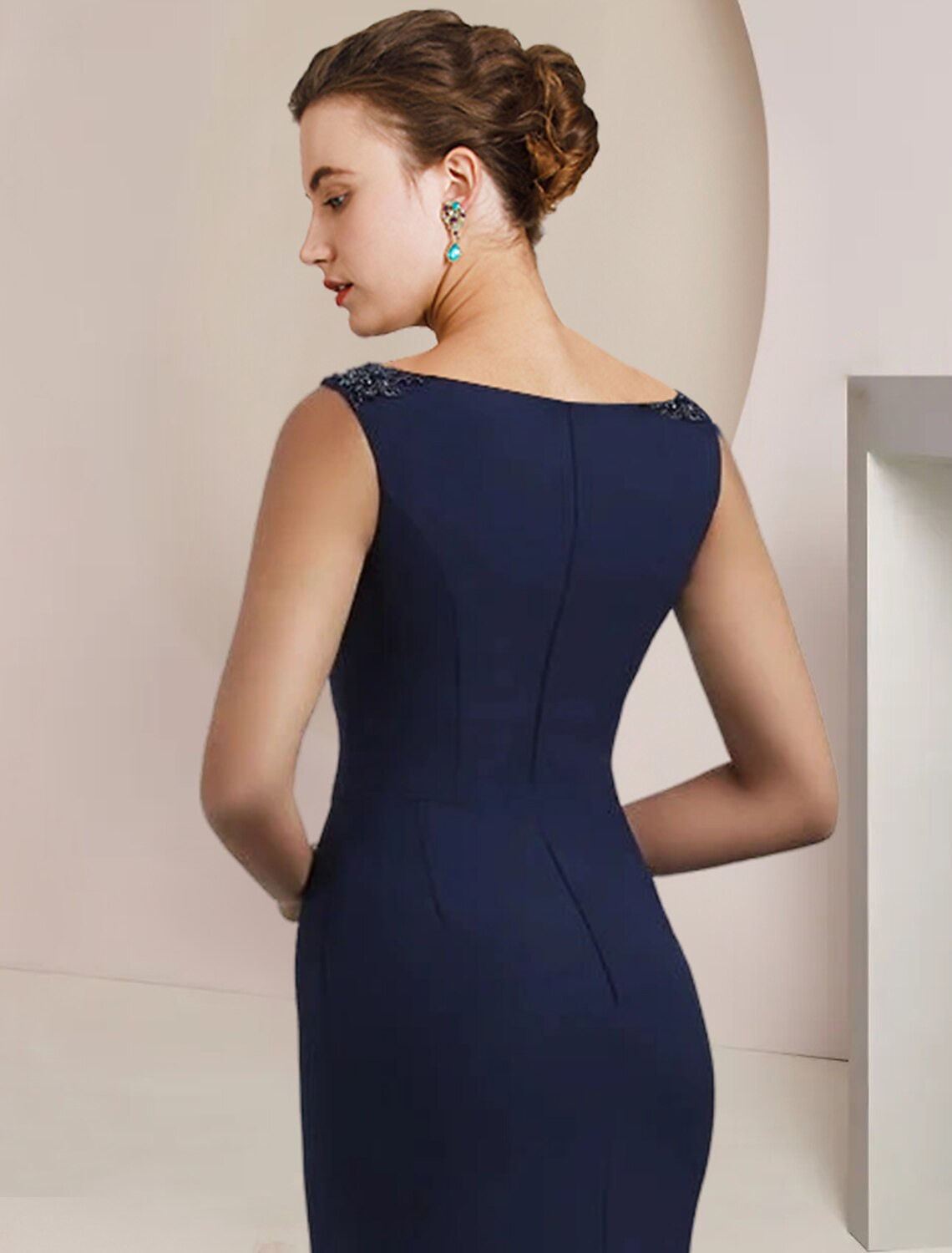 Elegant Mermaid Trumpet Scoop Neck Beaded Navy Blue Sweep Train Mother of the Bride Dress.