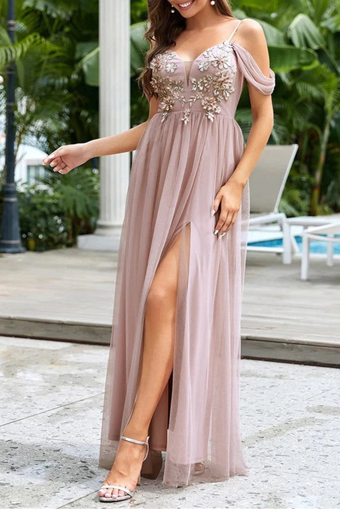 Robe de soirée élégante et modeste, coupe trapèze, col en V, tulle, traîne, avec perles et fente 