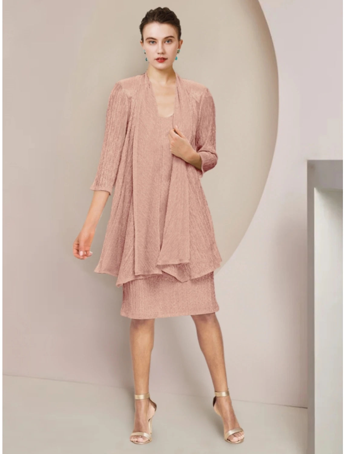 Elegant Petite Two-Piece Mother of the Bride Dress with Lace 3/4 Sleeves.
