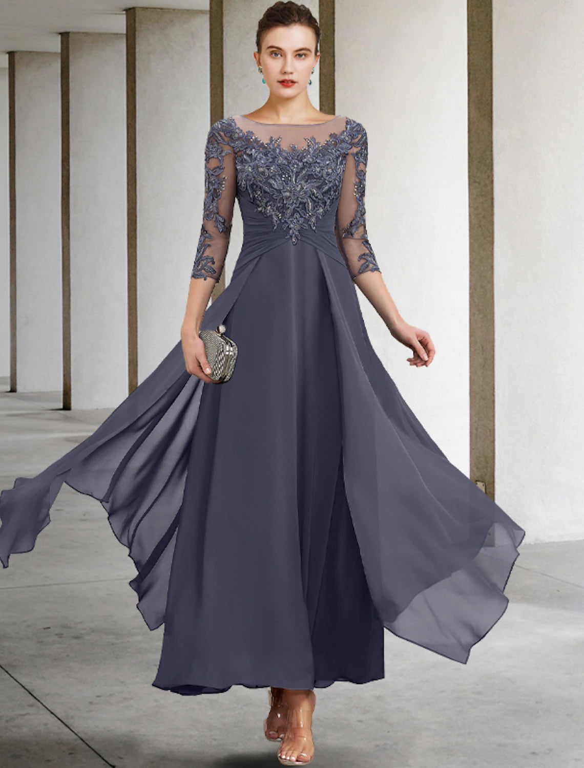Elegant Plus Size A-Line Scoop Neck 3/4 Sleeve Mother of the Bride Dress.