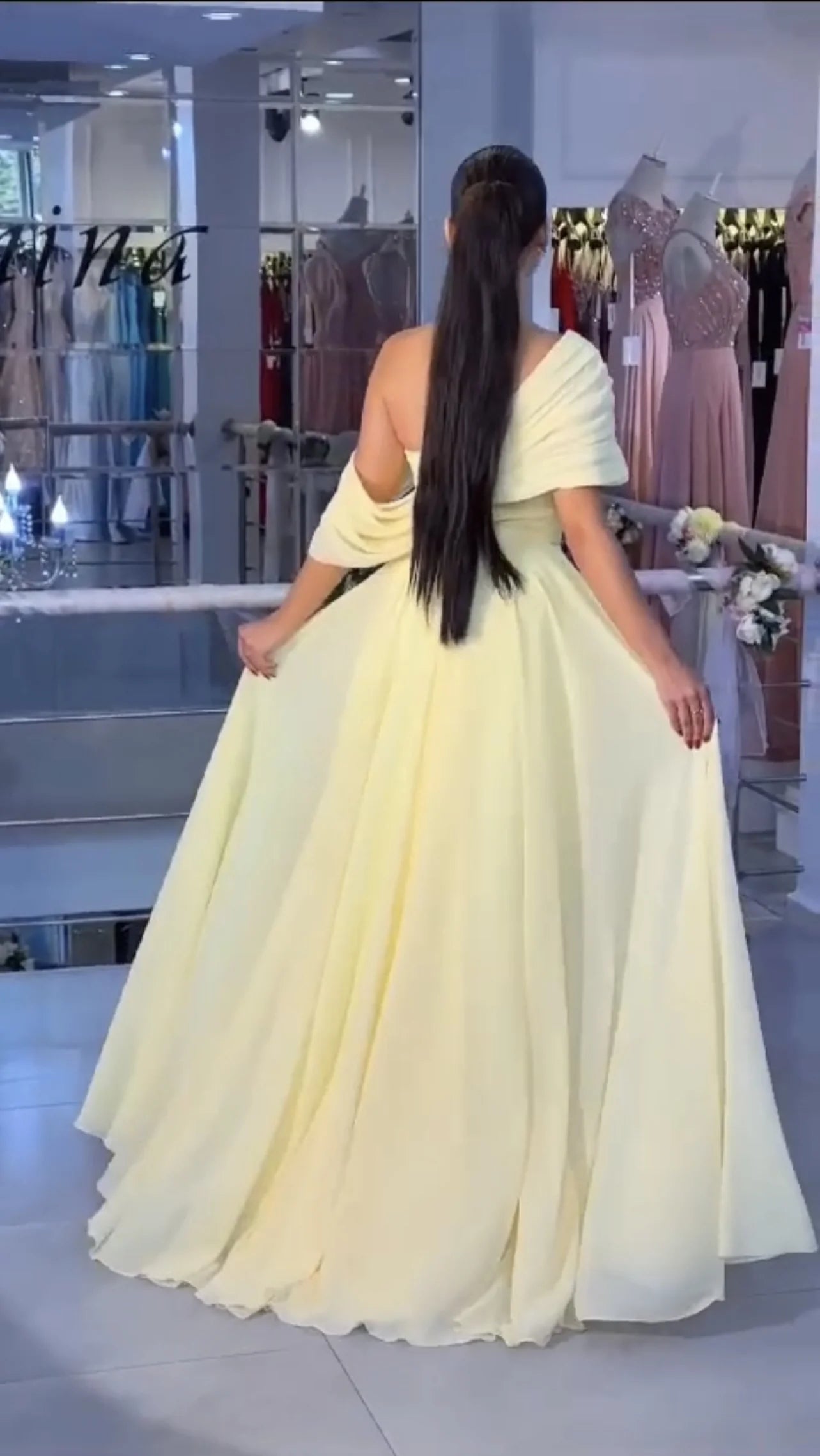 Elegant Pale Yellow Chiffon Prom Dress with One-Shoulder Draped Sleeve, A-Line Silhouette and High Slit