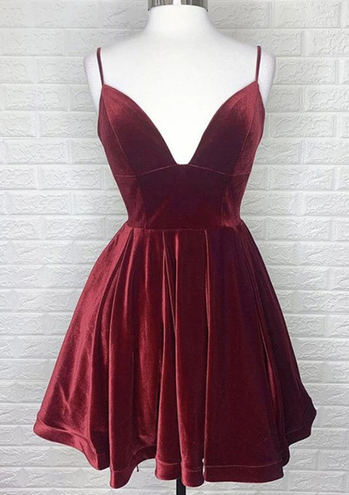 Elegant A-Line Deep V-Neck Velvet Short Homecoming Party Dress
