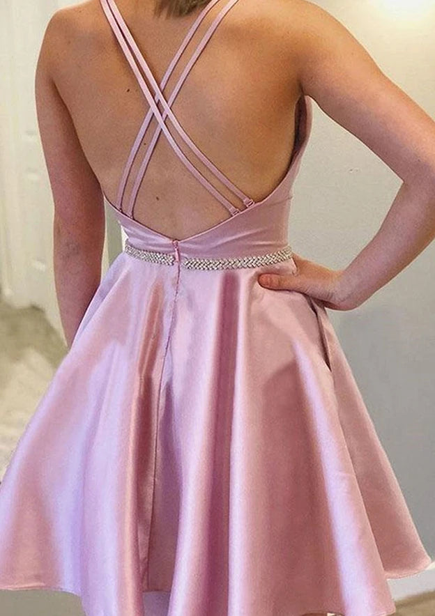 Elegant A-Line Halter Neck Sleeveless Criss-Cross Back Short Homecoming Dress with Pockets