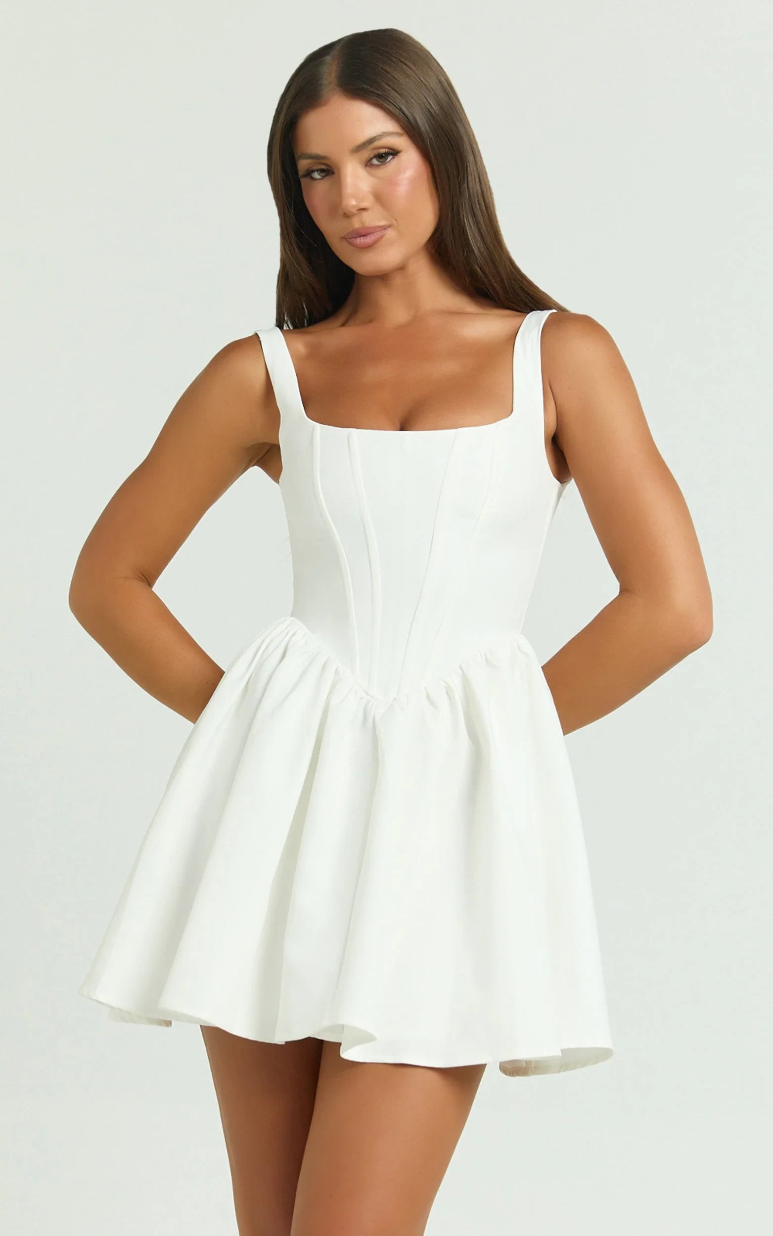 Elegant A-Line Square Neck Sleeveless Scoop Back Mini Homecoming Dresses