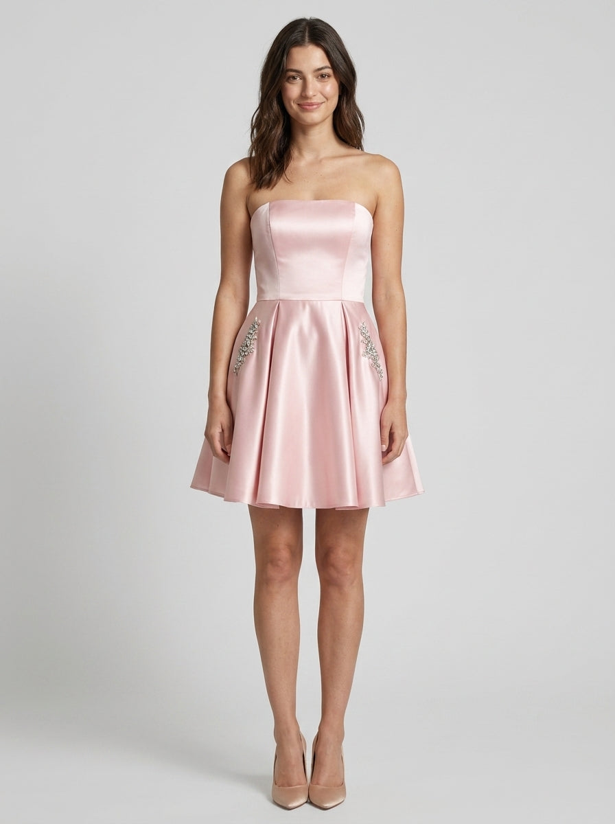 Elegant A-Line Strapless Sweetheart Lace-Up Back Short Pink Homecoming Dresses