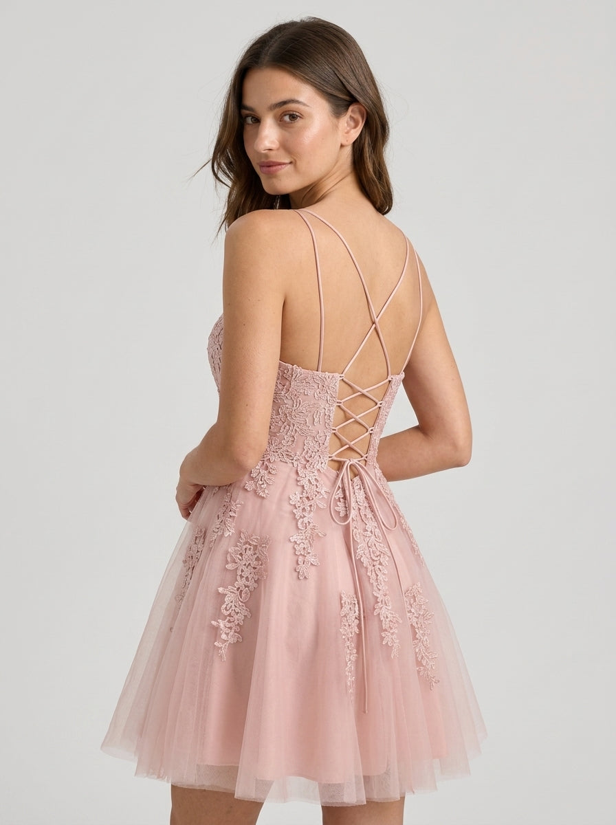 Elegant A-Line Sweetheart Spaghetti Strap Lace-Up Back Short Tulle Homecoming Dresses