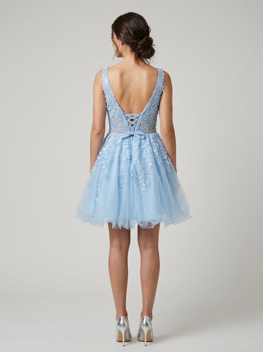Elegant A-Line V-Neck Sleeveless Lace-Up Back Short Tulle Applique Homecoming Dresses