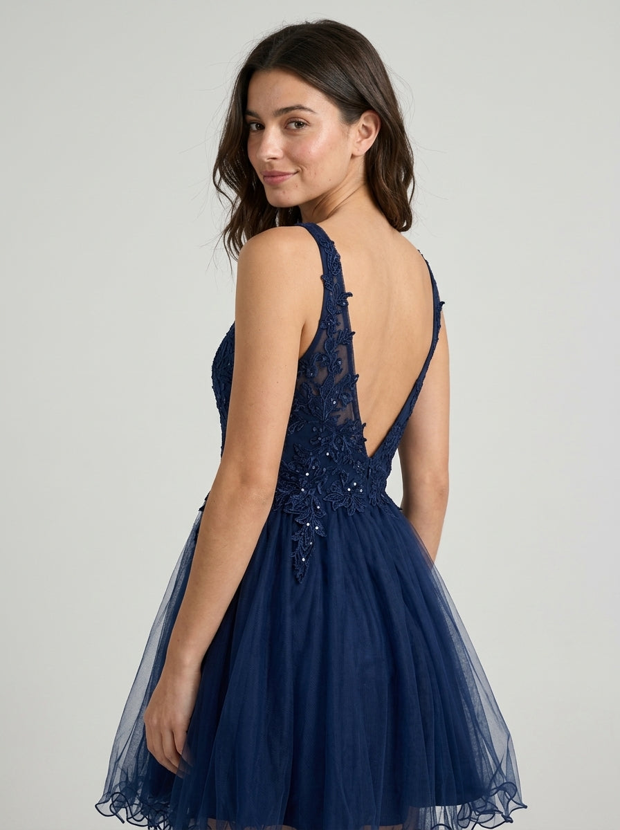 Elegant Sparkling A-Line V-Neck Spaghetti Strap Criss-Cross Open Back Short Homecoming Dresses