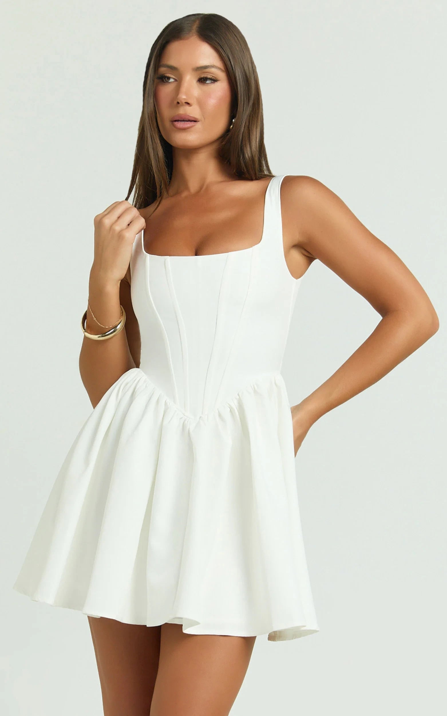 Elegant White A-Line Square Neck Sleeveless Scoop Back Mini Homecoming Dresses for Women