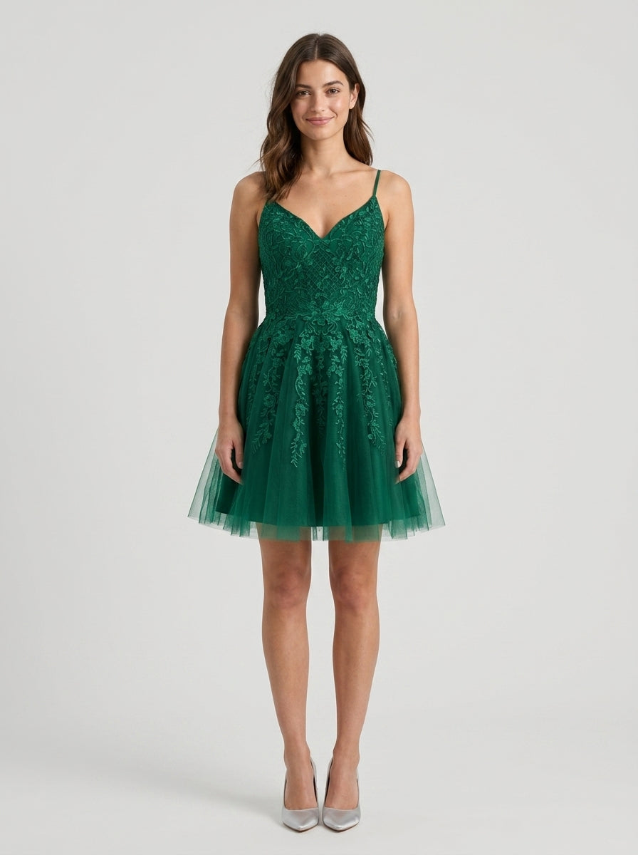 Enchanting A-Line V-Neck Spaghetti Strap Short Tulle Homecoming Dress