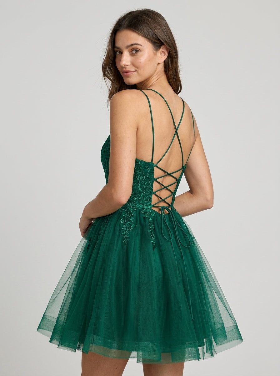Enchanting A-Line V-Neck Spaghetti Strap Short Tulle Homecoming Dress