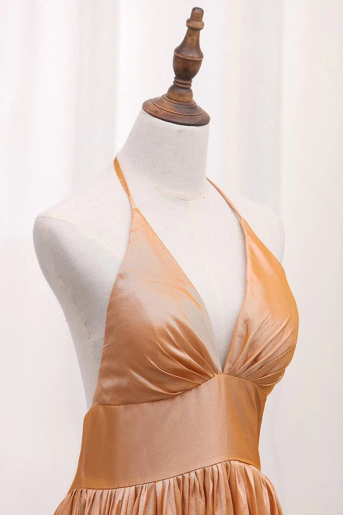 Robe de soirée trapèze dos nu avec bretelles et jupe longue au sol