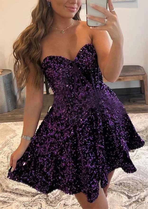 Glamorous Shimmering Purple Sequin A-Line Sweetheart Strapless Sleeveless Short Mini Homecoming Dresses