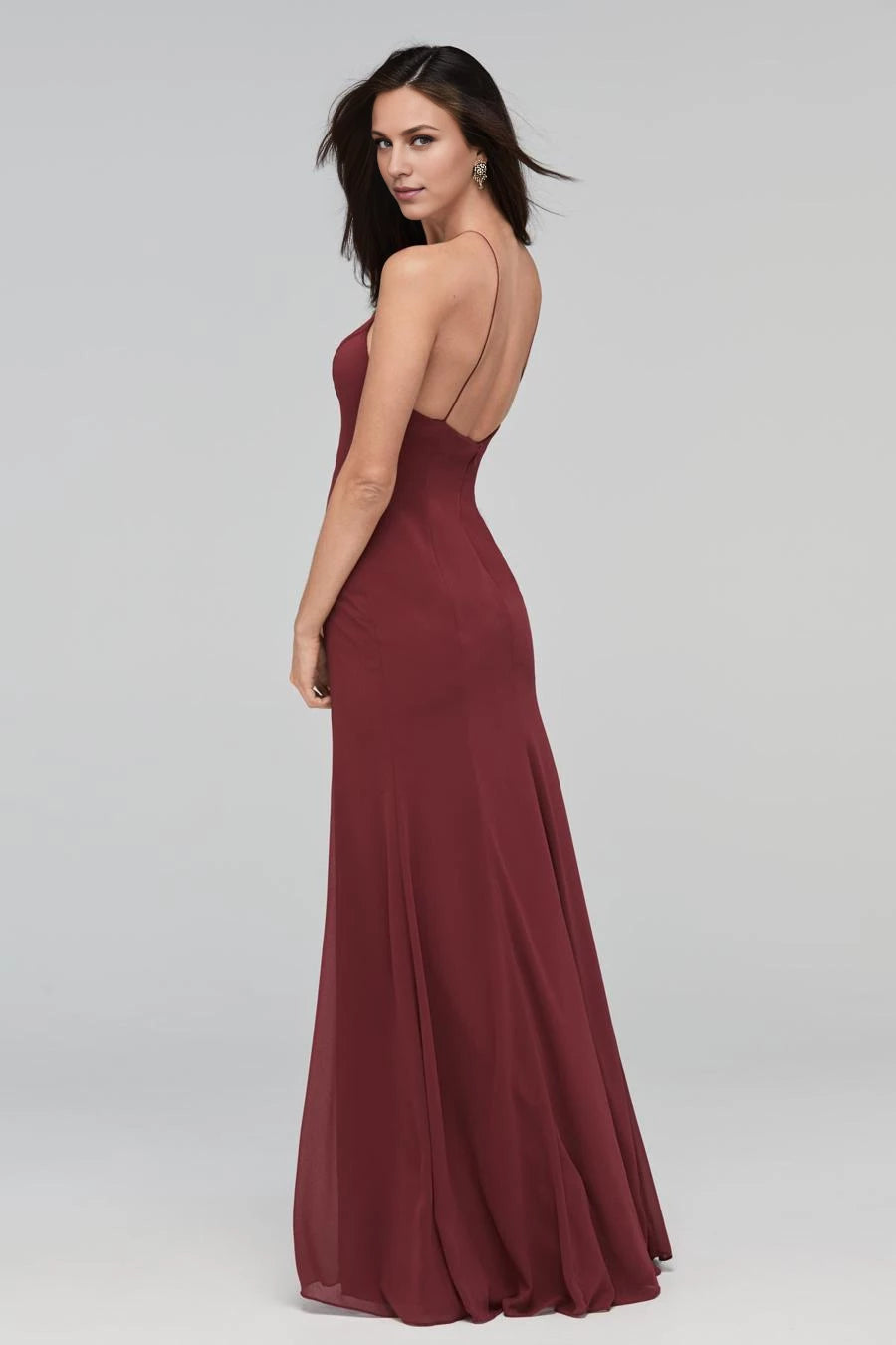 Ärmelloses Abendkleid mit hängendem Halsausschnitt, dünnen Schulterträgern, rückenfrei und bodenlang