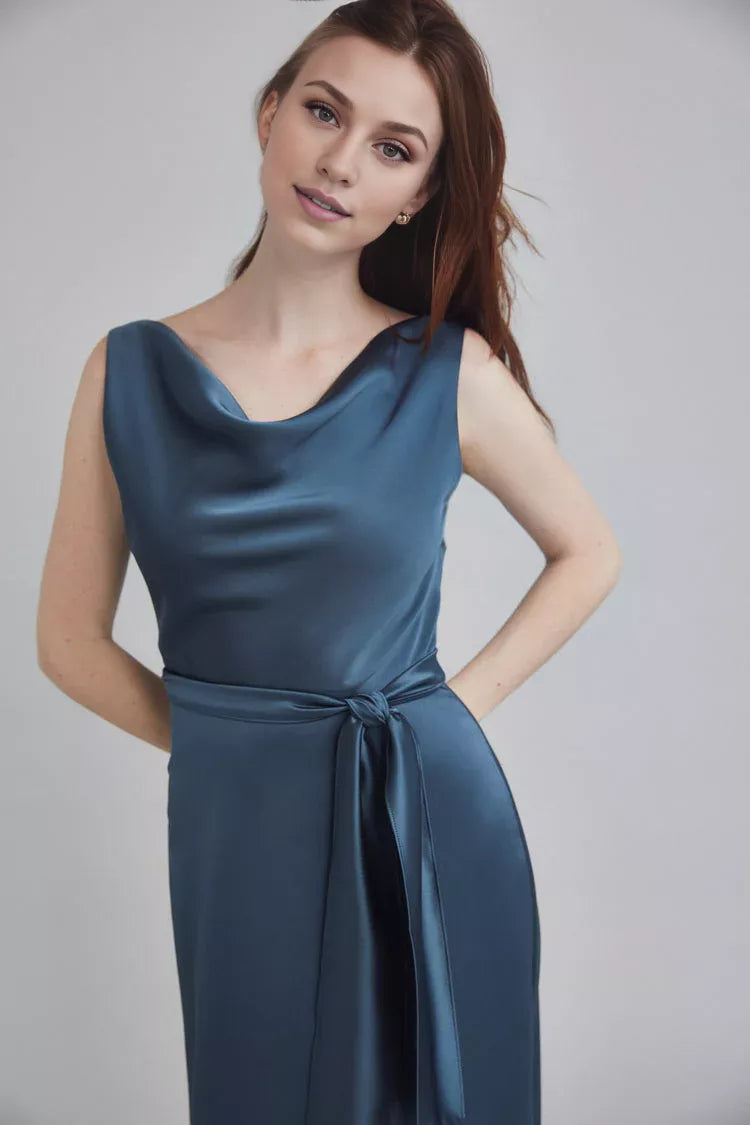 Hooded collar off shoulder sleeveless backless and floor length Prom dress