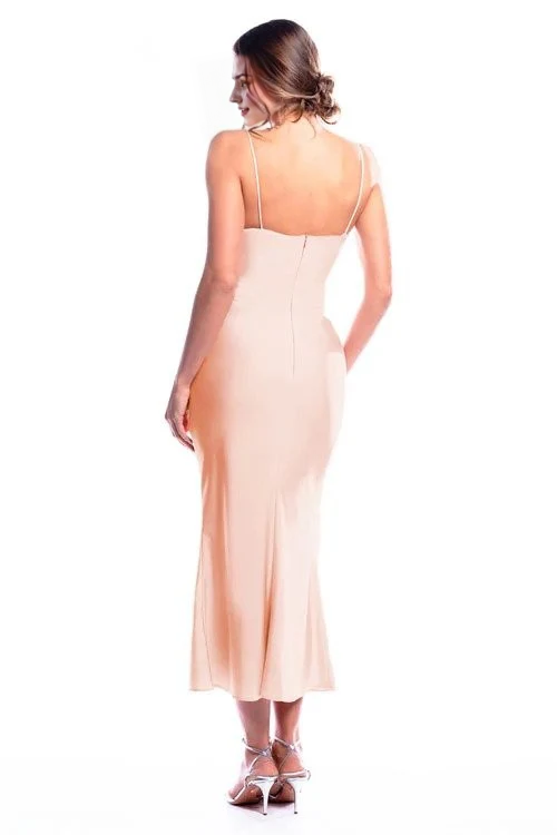Robe de soirée longue à col à capuche, épaules dénudées, sans manches, fines bretelles, dos nu