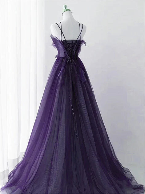 Robe de bal longue élégante en dentelle et en transparent violet, robe de bal longue à bretelles violettes et dos nu