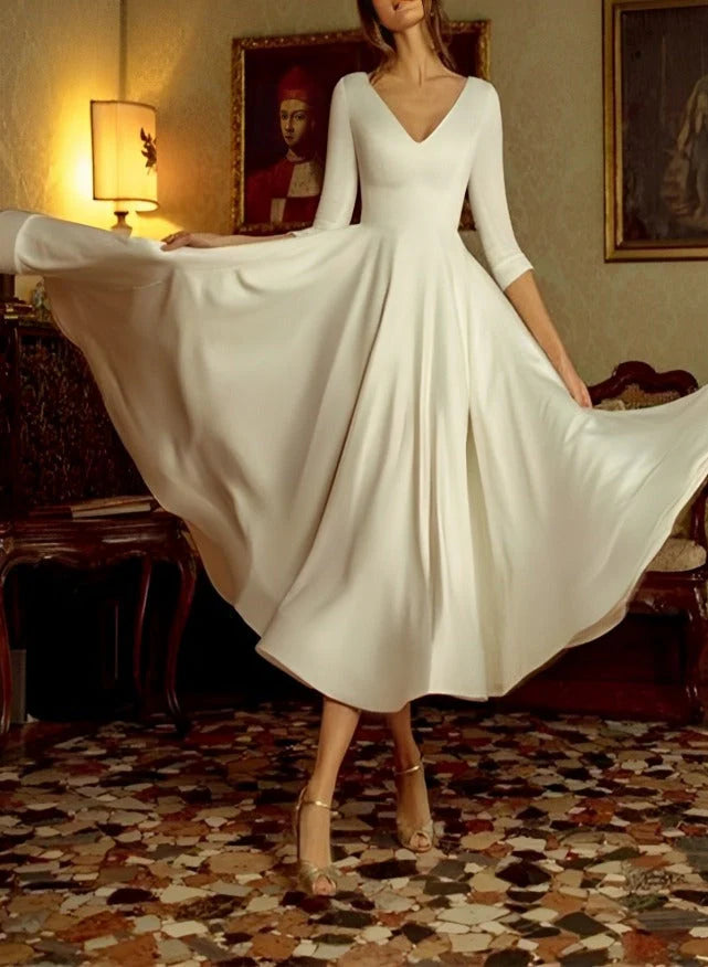 Robe de mariée longue coupe trapèze/princesse à col en V
