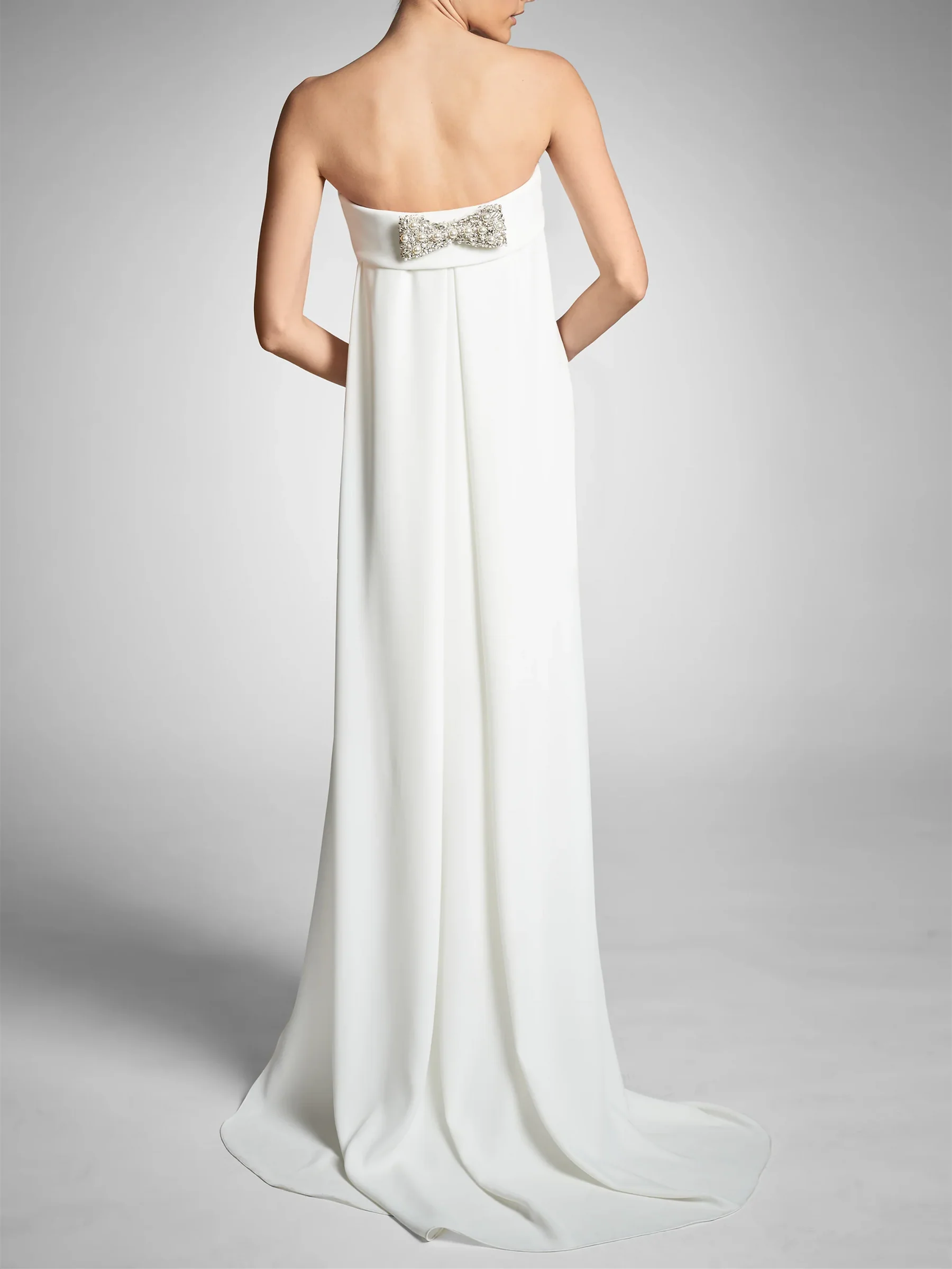 Bow tight fitting/straight tube strapless and sleeveless wedding dress