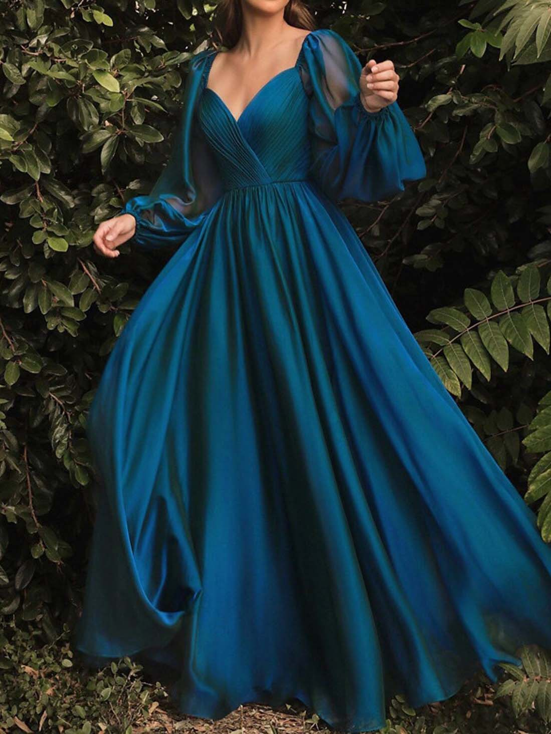 Robe de bal trapèze/princesse à col en V, manches longues et longueur au sol