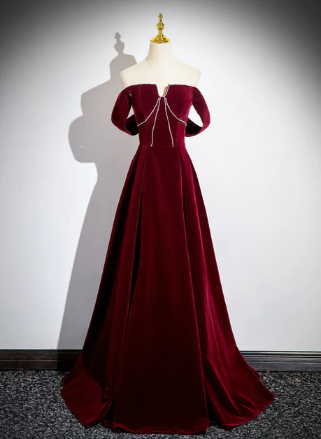 Robe de bal longue en velours rouge vin à col en V et épaules dénudées, robe de soirée longue en velours rouge vin à coupe trapèze