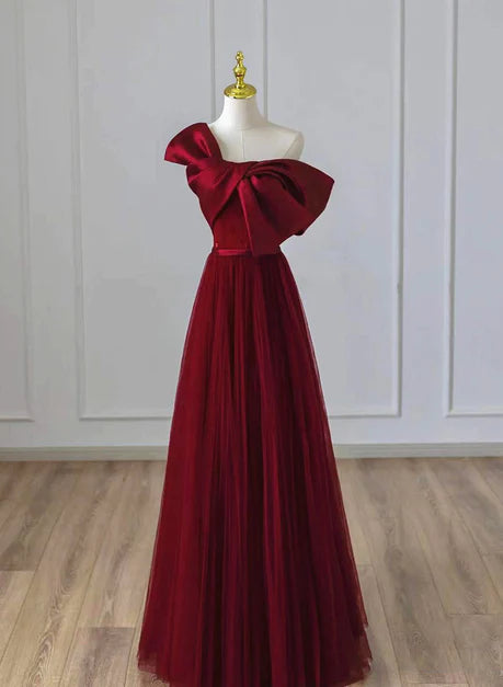 Robe de bal trapèze simple en satin et tulle rouge vin, longueur au sol