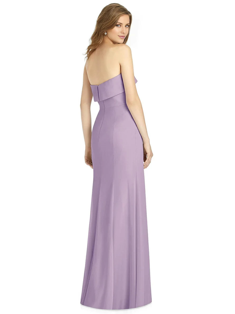 Abendkleid in Bodenlänge mit schulterfreiem Kragen, ärmellos, trägerlos, rückenfrei, seitlichem Schlitz