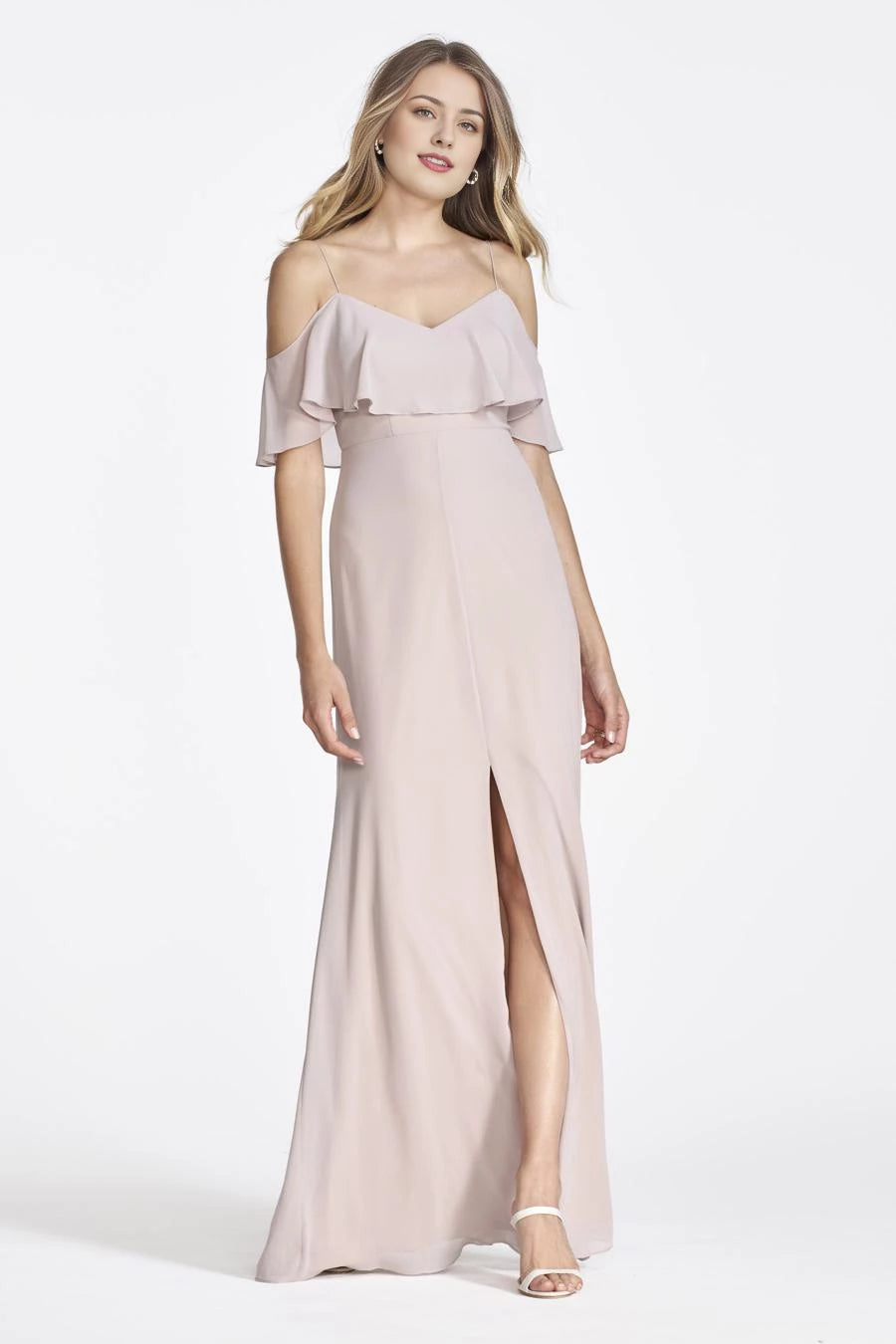 Schulterfreies, ärmelloses, rückenfreies Ballkleid mit dünnem Schulterträger, Seitenschlitz und bodenlanger Länge