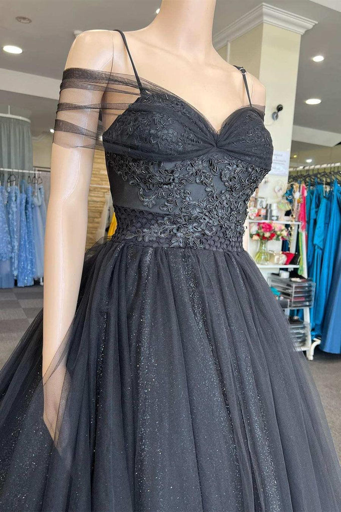 Langes Ballkleid im Prinzessinnen-Stil mit Herzausschnitt und schulterfreiem Schnitt aus schwarzem Tüll