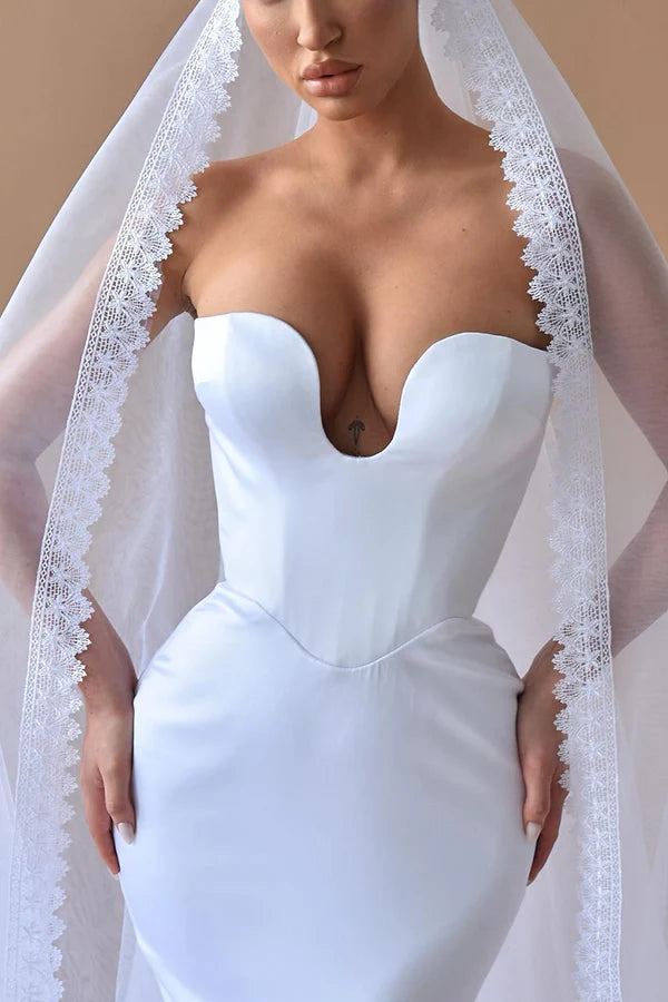 Robe de mariée sexy en satin à col en V et queue de poisson pour mariées